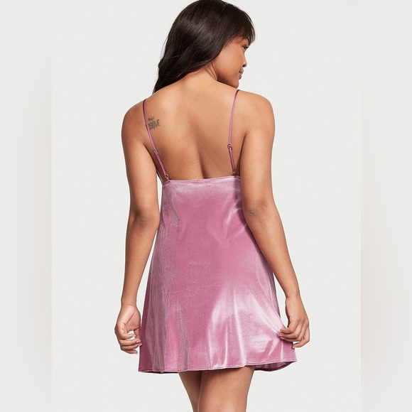 Victoria's Secret Velvet Slip Dress Romance Pink Medium NEW - Picture 2 of 4